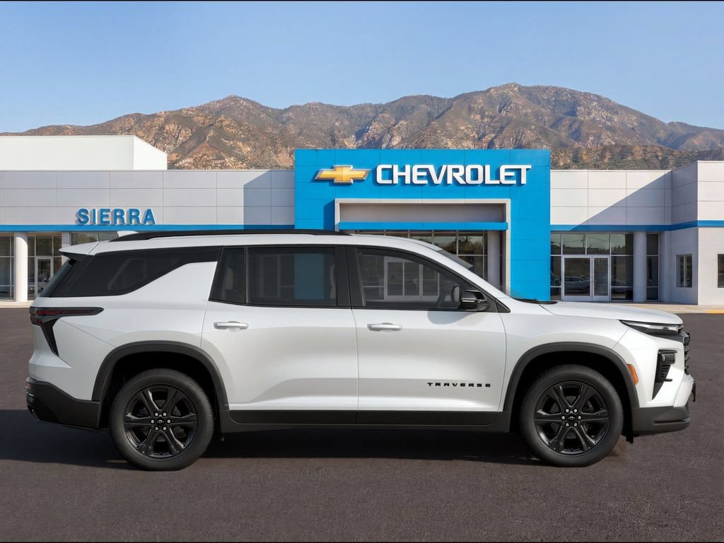 New 2027 Chevrolet Traverse LT FWD image 3