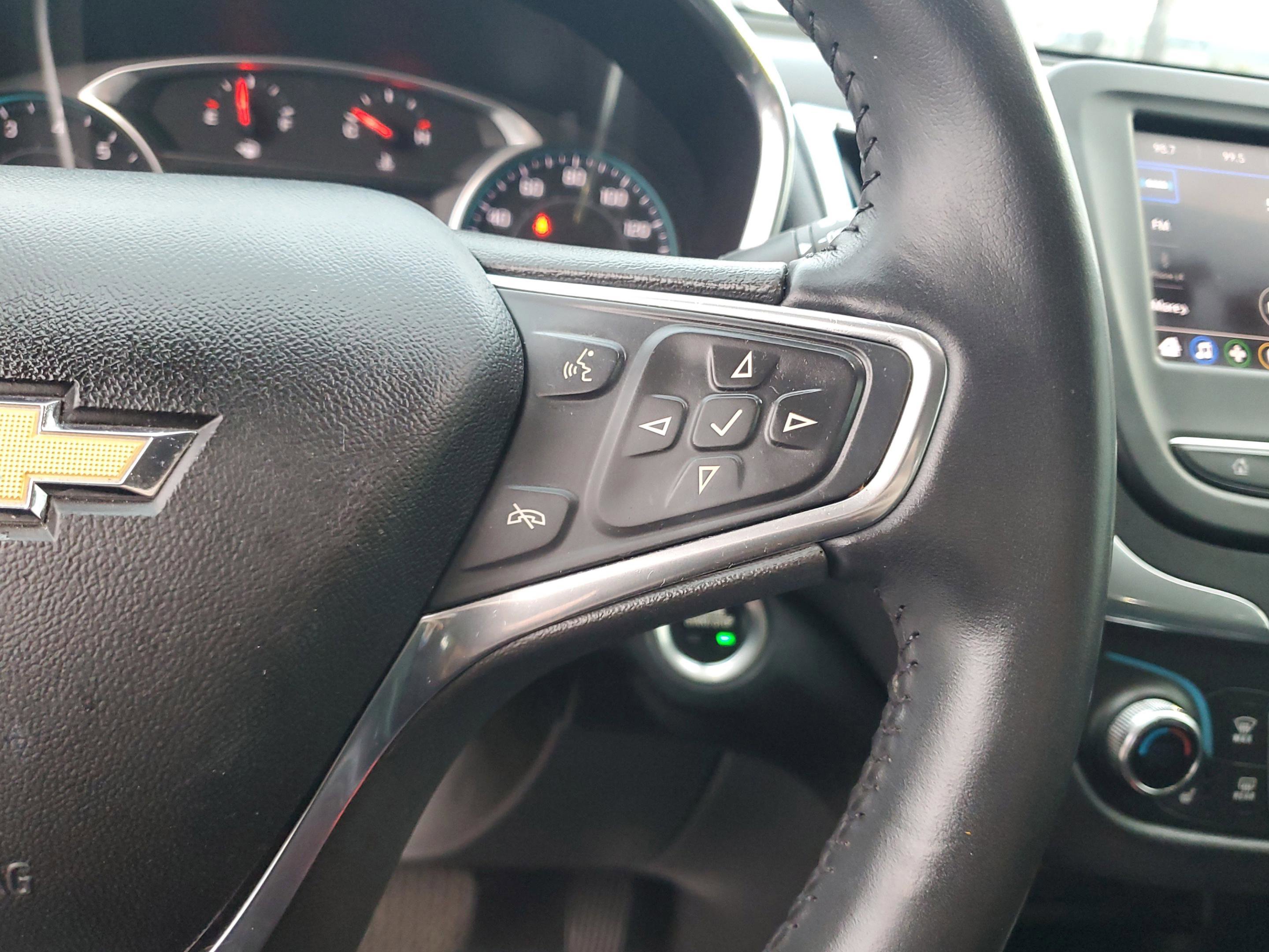 Used 2020 Chevrolet Equinox LT image 28