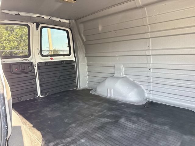 Used 2019 Chevrolet Express 2500 w/ Driver Convenience Package RWD image 14