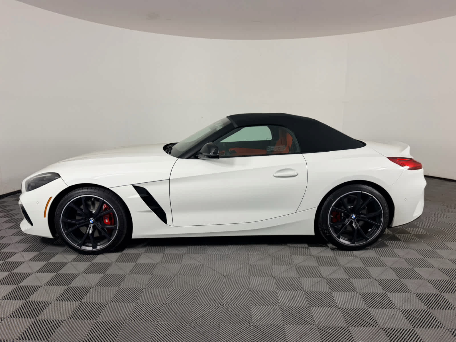 Used 2026 BMW Z4 sDrive30i w/ Premium Package RWD image 6