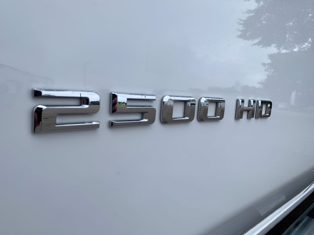 Used 2026 Chevrolet Silverado 2500 LT AWD/4WD image 36