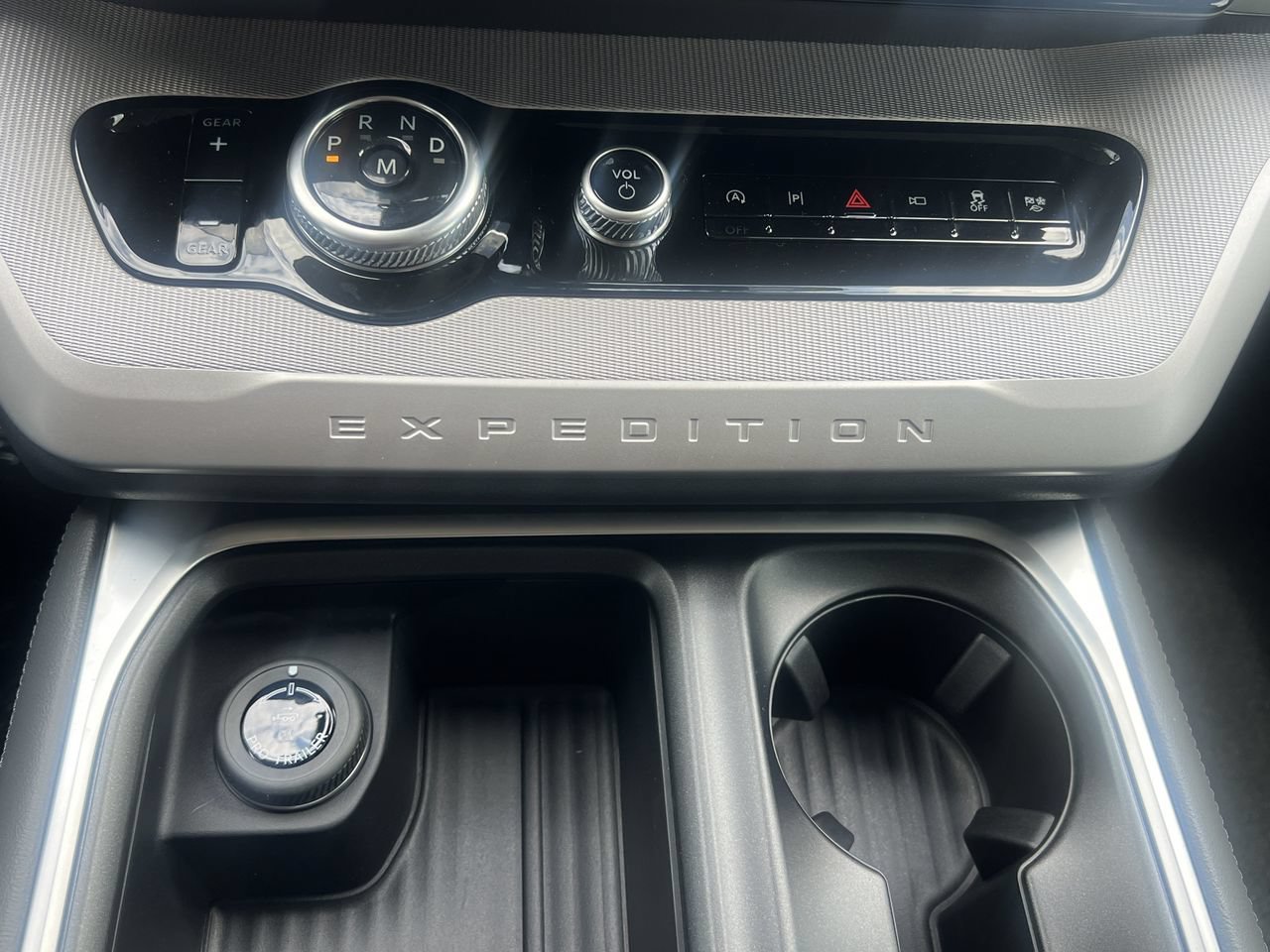 New 2027 Ford Expedition Active RWD image 8