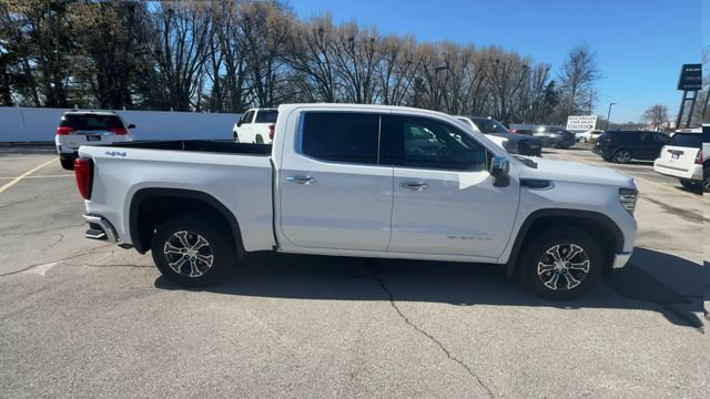 Used 2025 GMC Sierra 1500 SLT image 9