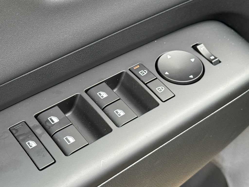 New 2026 Hyundai Kona SEL Premium FWD image 19