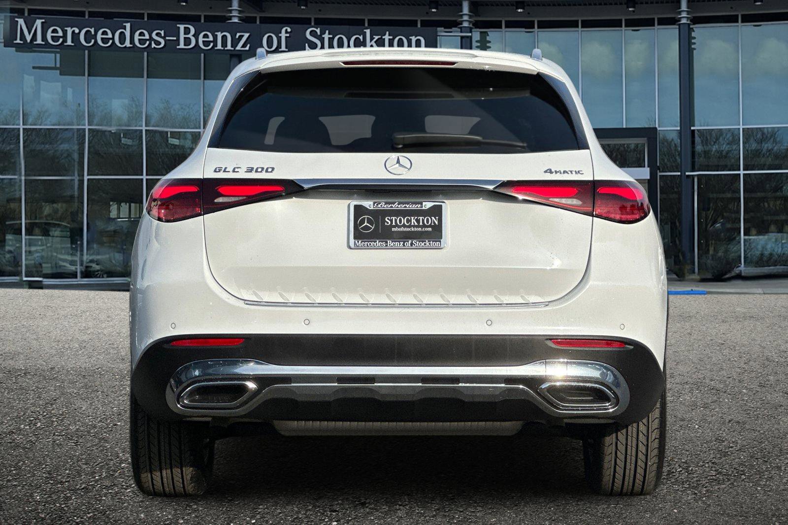 New 2026 Mercedes-Benz GLC 300 4MATIC image 5