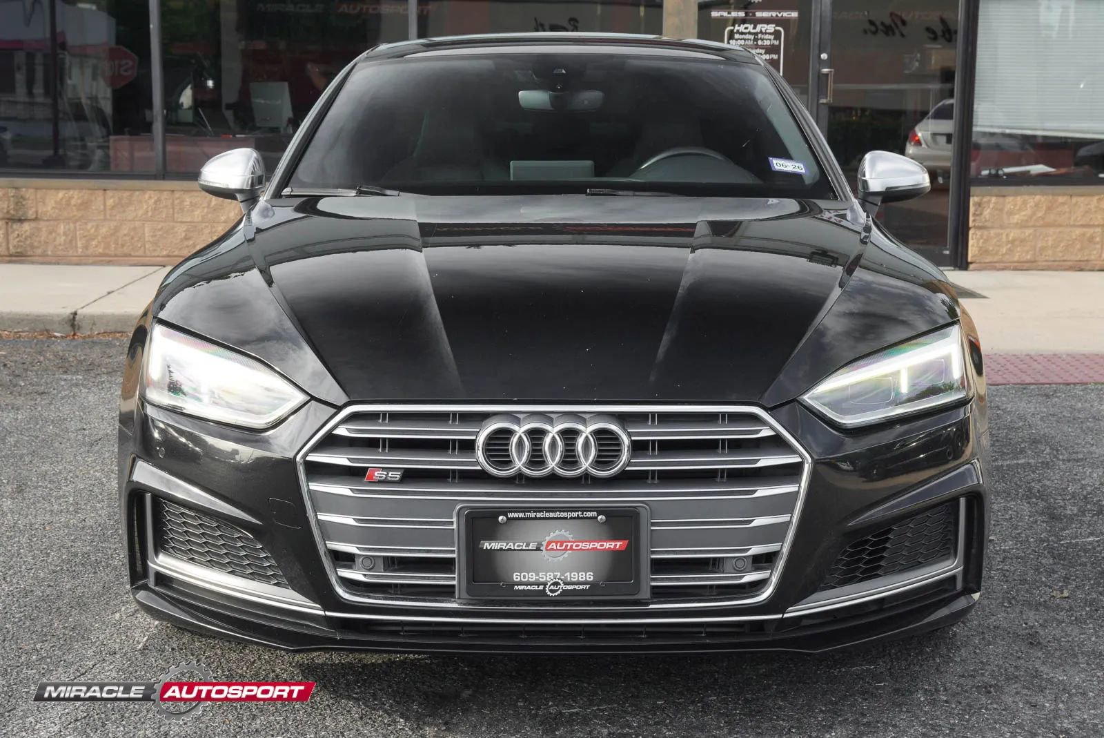 Used 2018 Audi S5 Premium Plus w/ Navigation Package image 2