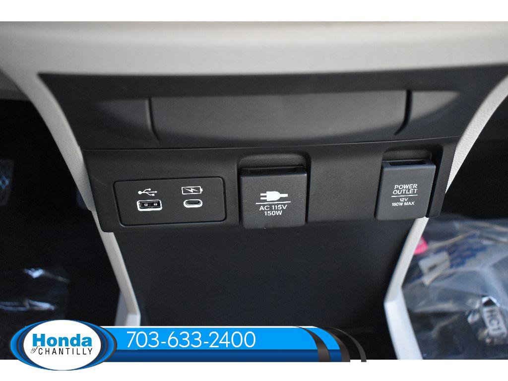 New 2026 Honda Odyssey Touring image 17