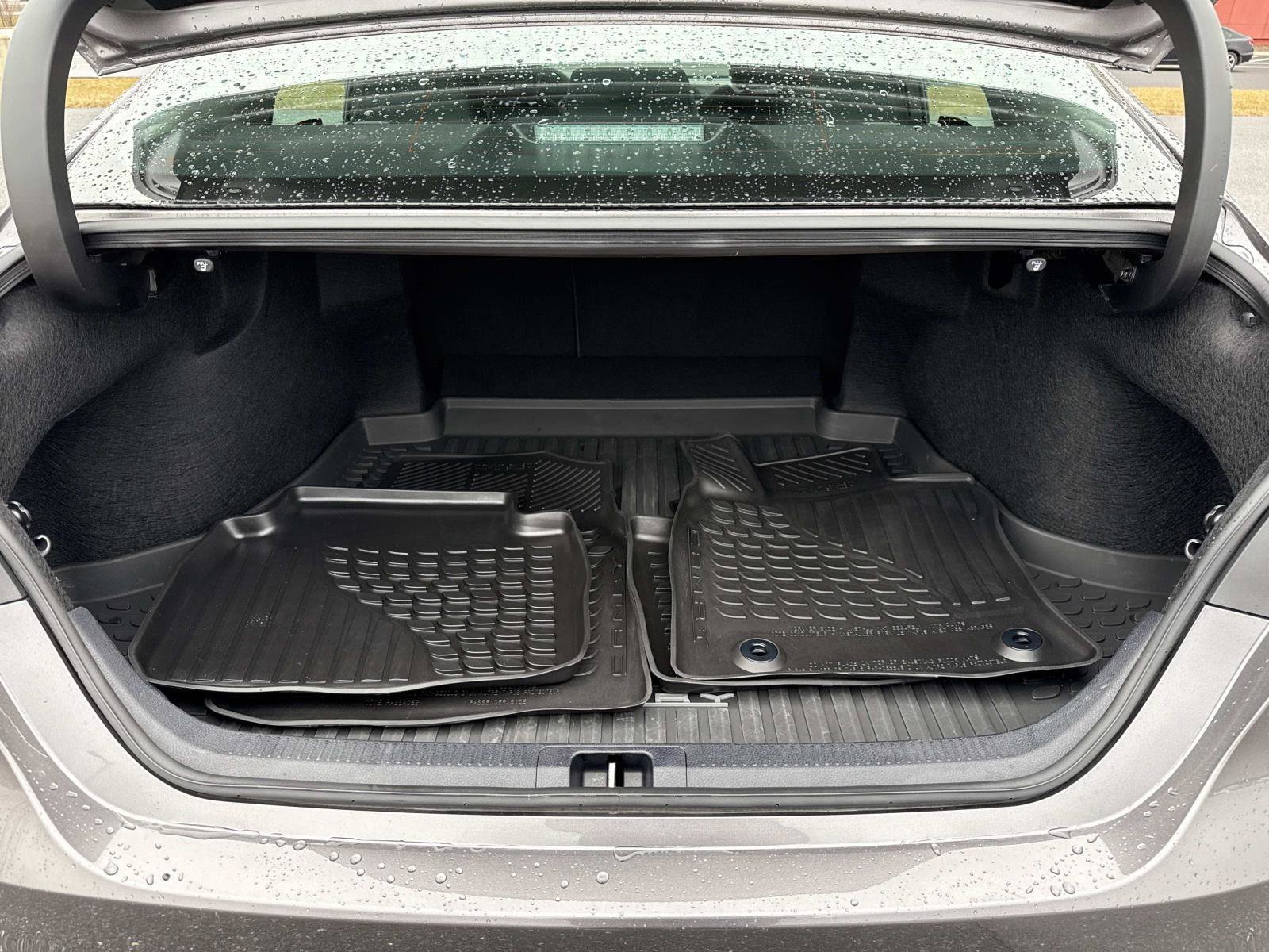 Used 2023 Toyota Camry LE image 20