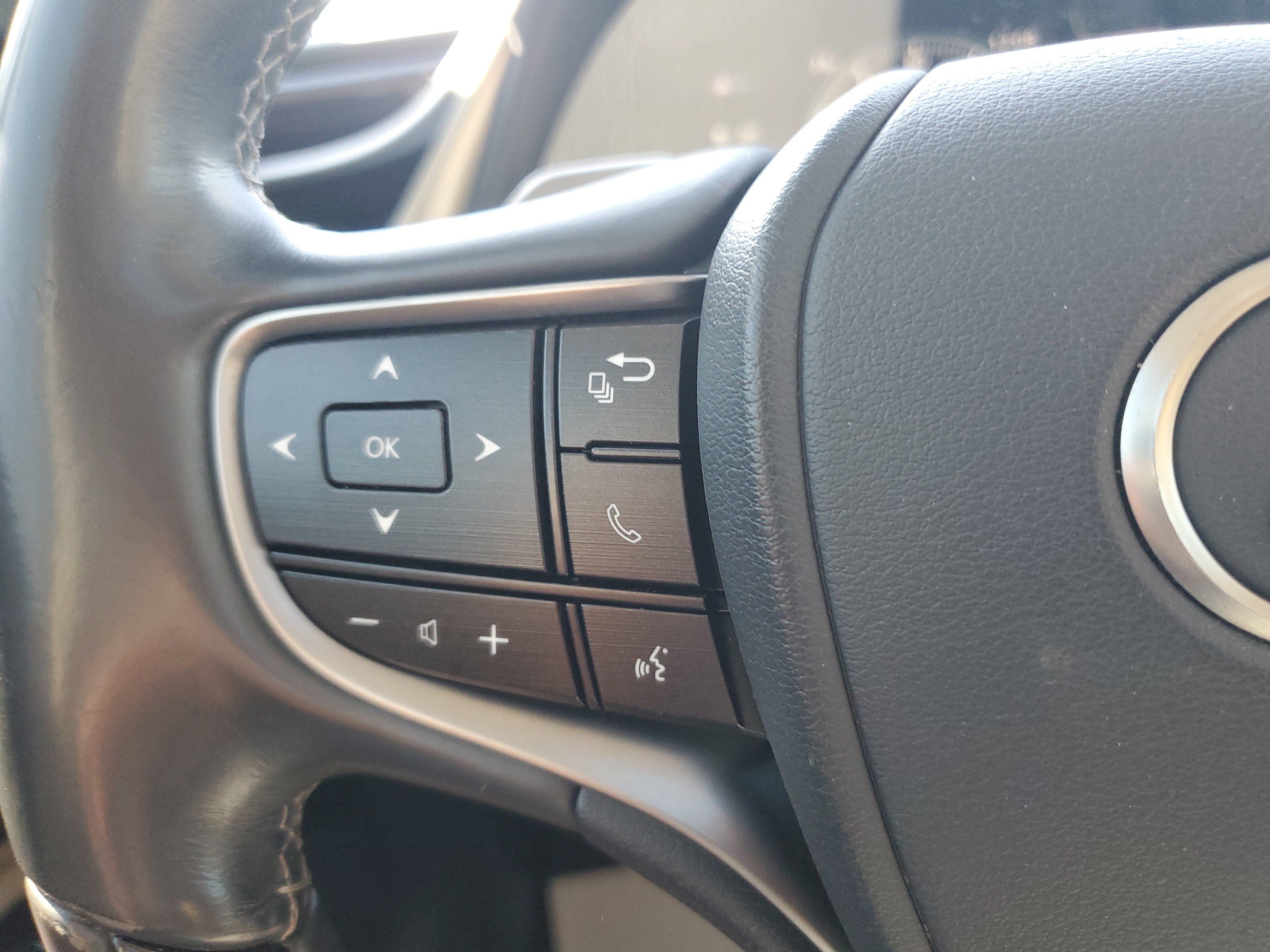 Used 2019 Lexus ES 350 w/ Premium Package FWD image 20
