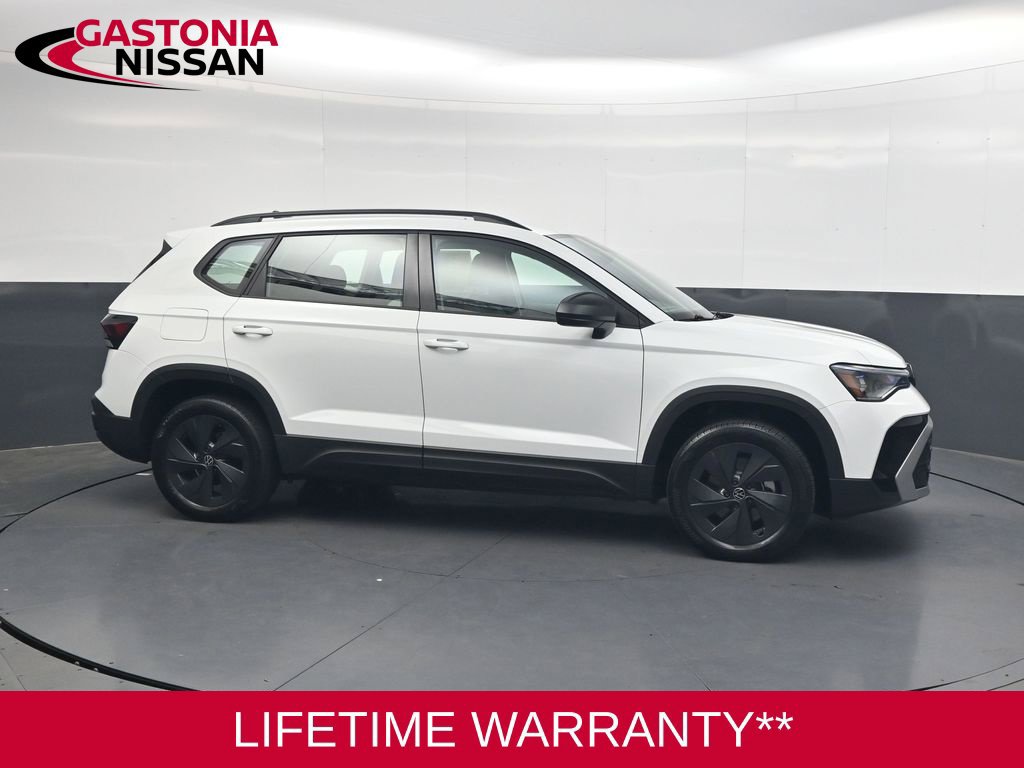 Used 2025 Volkswagen Taos S FWD image 2