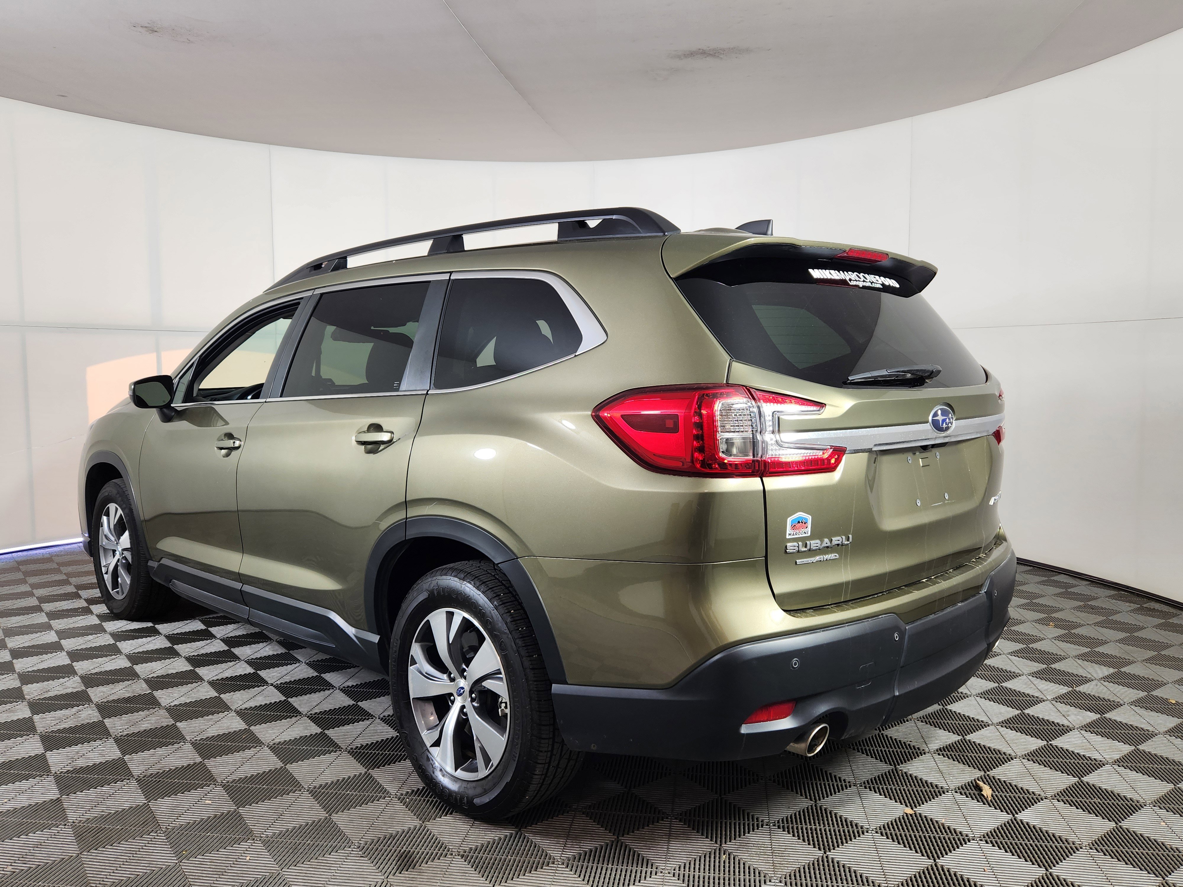 Used 2023 Subaru Ascent Premium w/ Convenience Package image 5