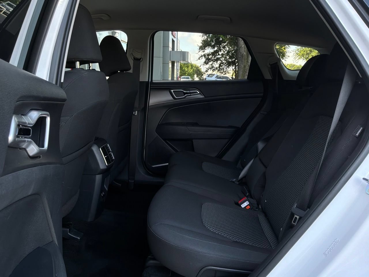 Used 2026 Kia Sportage LX FWD image 11