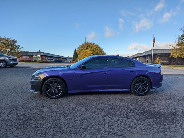 Used 2023 Dodge Charger R/T w/ Blacktop Package image 9