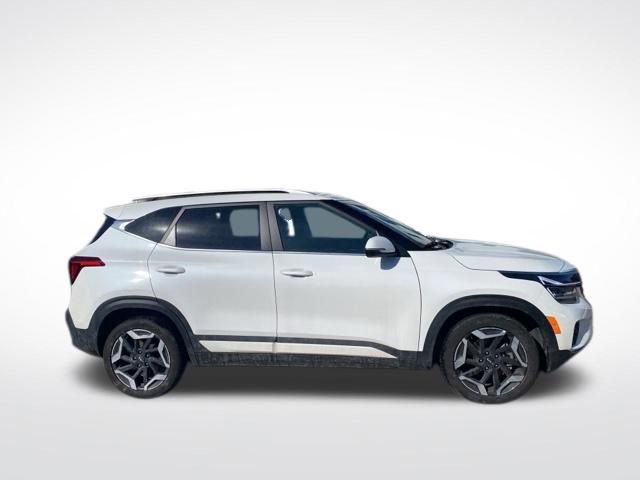 Used 2024 Kia Seltos SX w/ SX Sunroof Package image 34