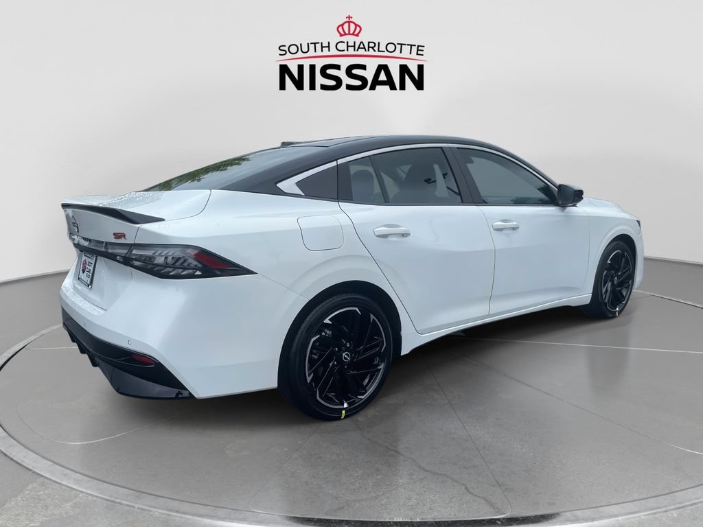 New 2026 Nissan Sentra SR w/ SR Premium Package FWD image 6