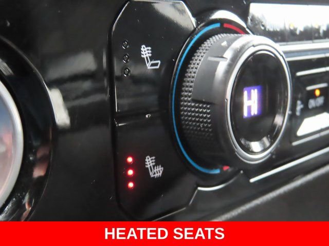 Used 2024 Chevrolet Silverado 1500 LT image 3