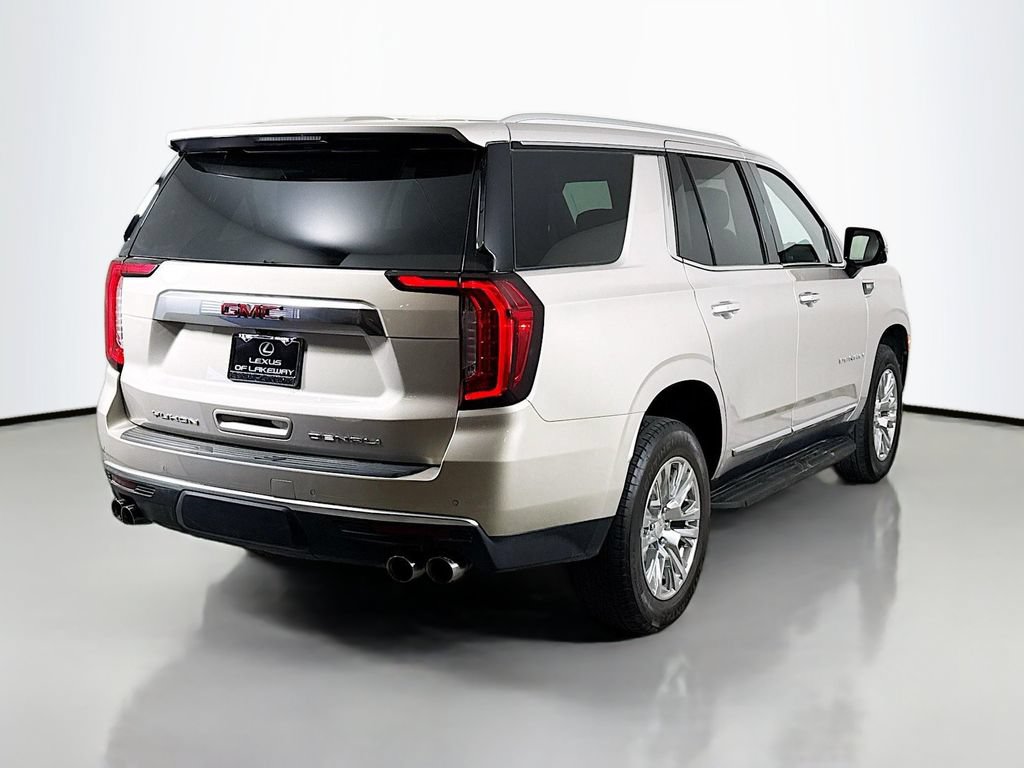 Used 2024 GMC Yukon Denali w/ LPO, Floor Liner Package AWD/4WD image 5