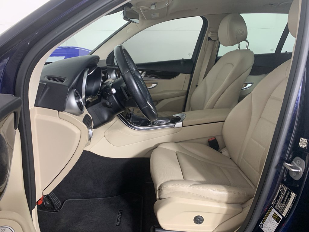 Used 2021 Mercedes-Benz GLC 300 image 16