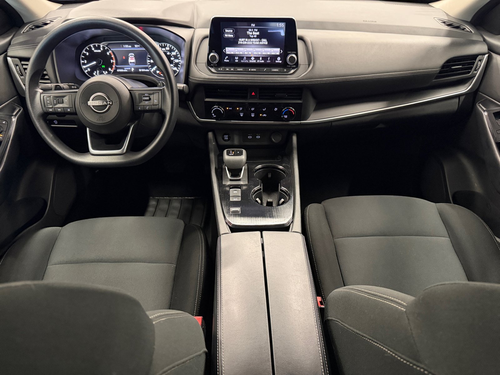 Used 2024 Nissan Rogue S FWD image 3