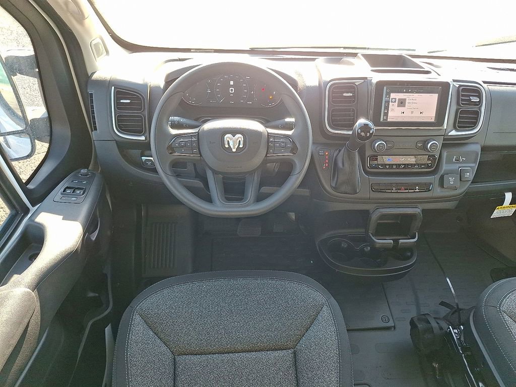 New 2026 RAM ProMaster 2500 w/ Quick Order Package 22G SLT image 2