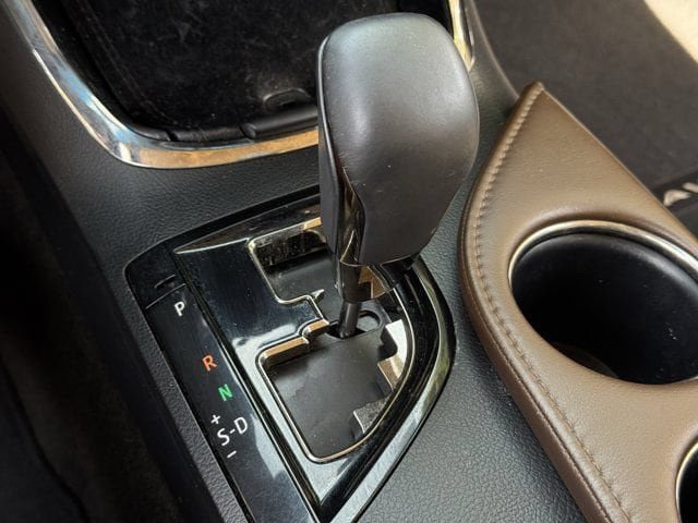 Used 2014 Toyota Avalon XLE Touring FWD image 20