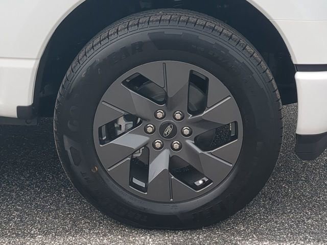 New 2025 Ford F150 Lightning Flash image 27