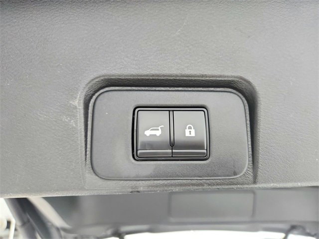 Used 2024 Nissan Rogue SV w/ SV Premium Package image 42