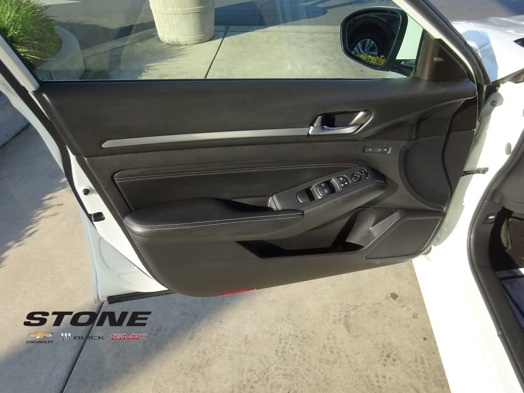 Used 2019 Nissan Altima 2.5 Platinum image 25