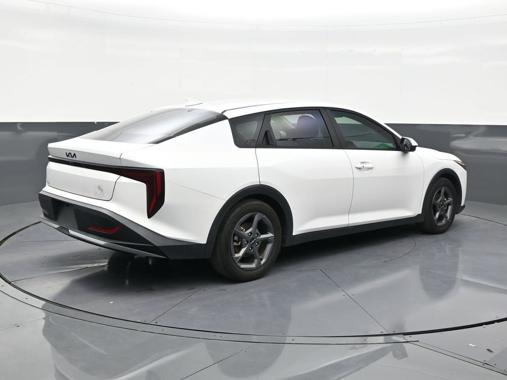 Used 2025 Kia K4 FWD image 5