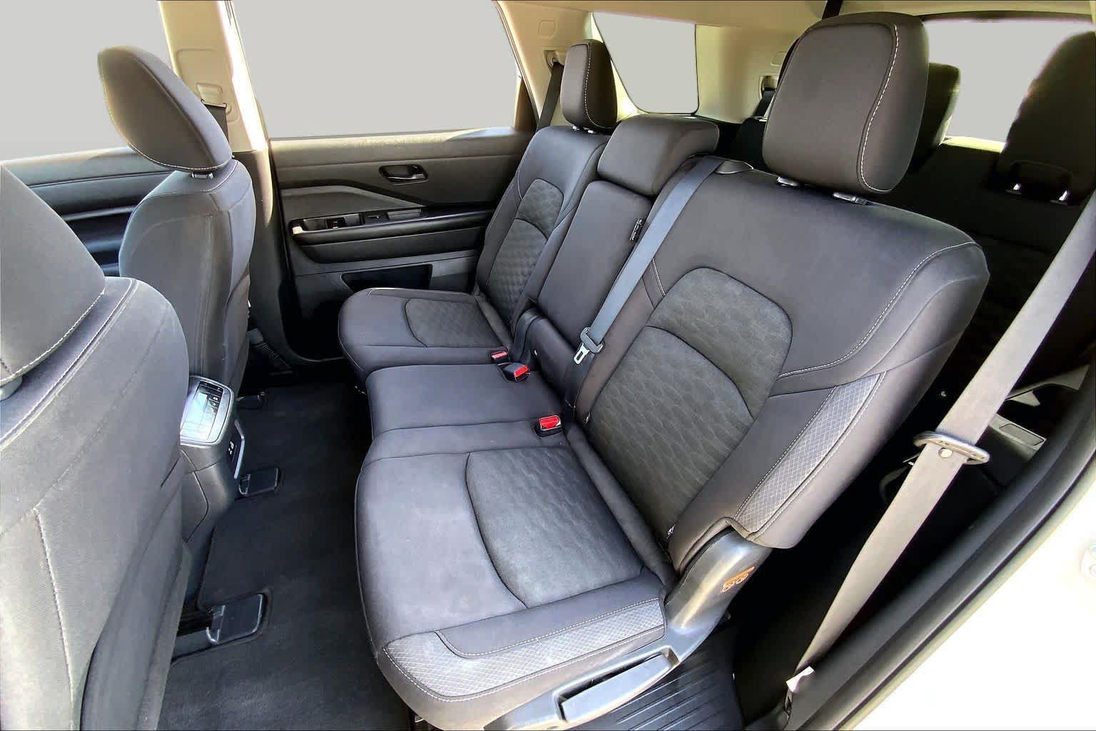 Used 2023 Nissan Pathfinder SV FWD image 20
