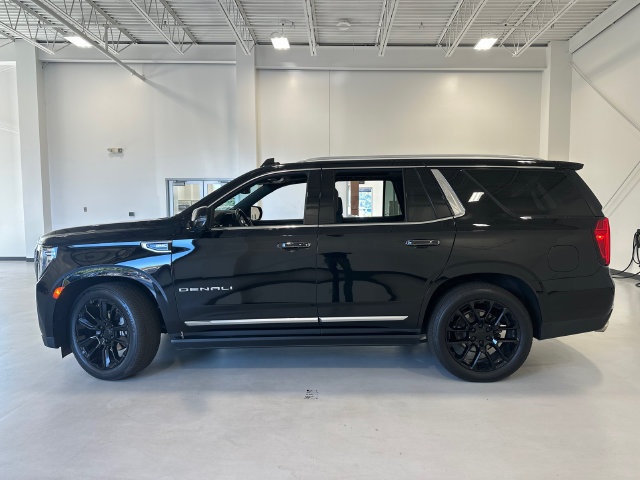 Certified 2022 GMC Yukon Denali w/ Max Trailering Package AWD/4WD image 8