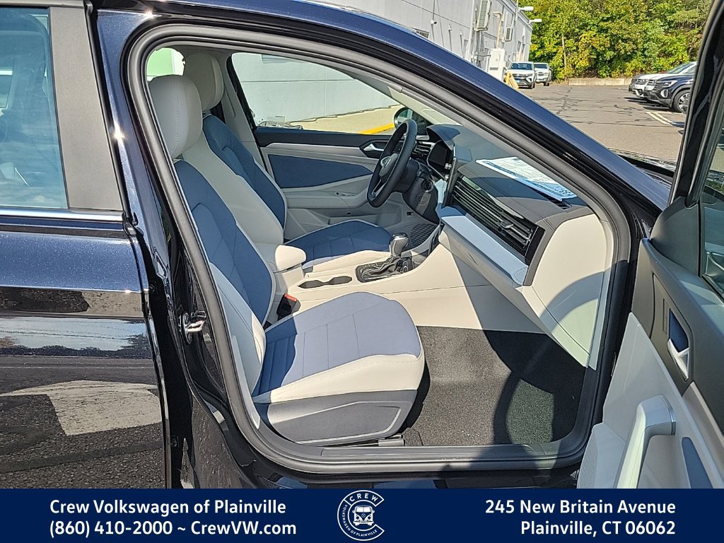 New 2027 Volkswagen Jetta SE FWD image 16