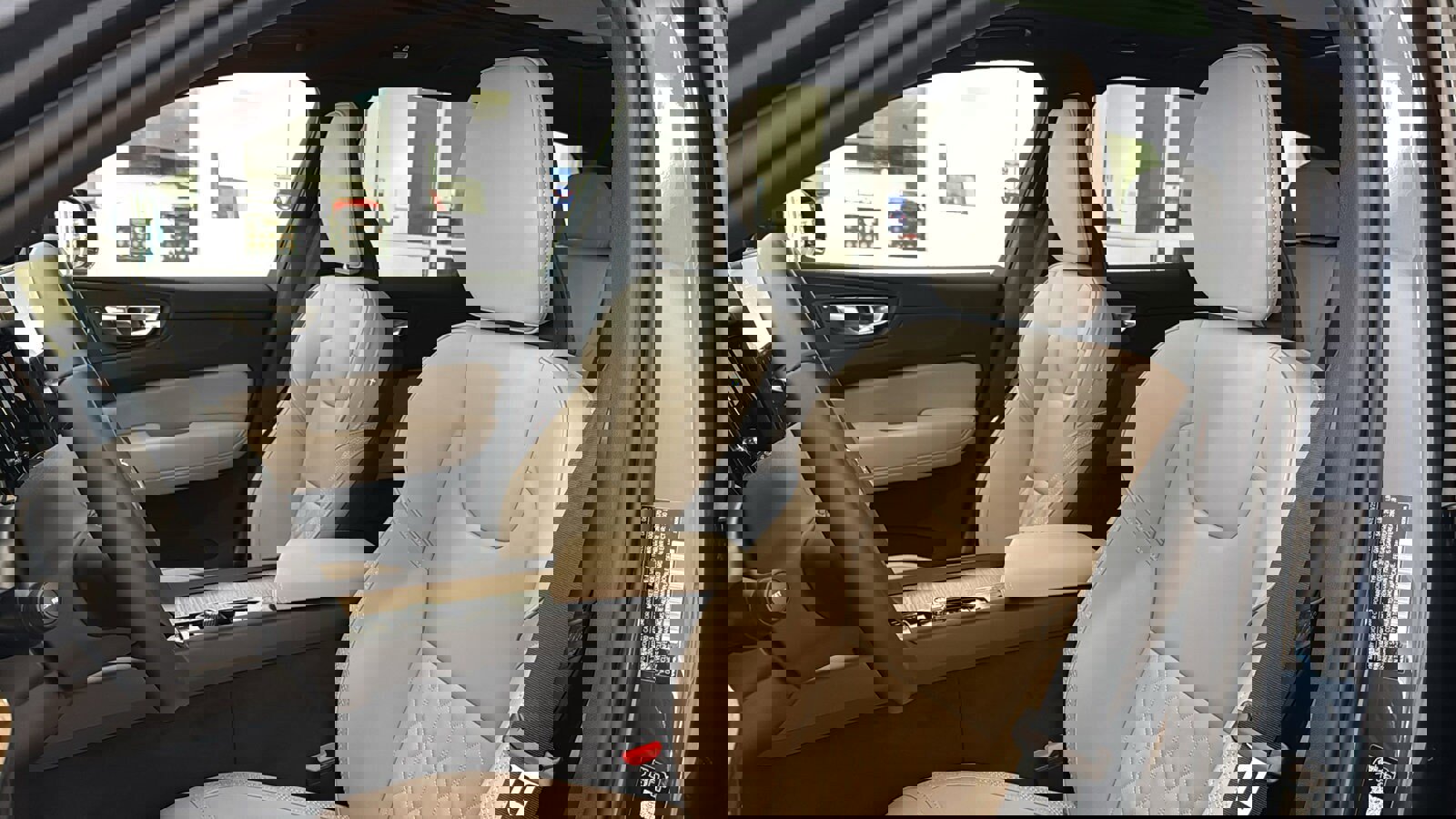 Used 2026 Volvo XC60 B5 Plus w/ Protection Package Premier image 23