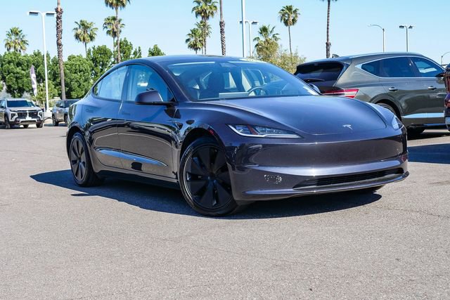 Used 2024 Tesla Model 3 Standard Range image 2