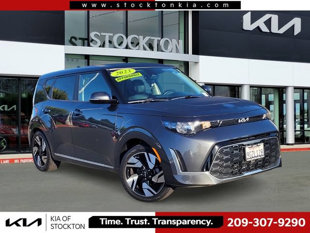 Used 2023 Kia Soul GT-Line FWD image 1