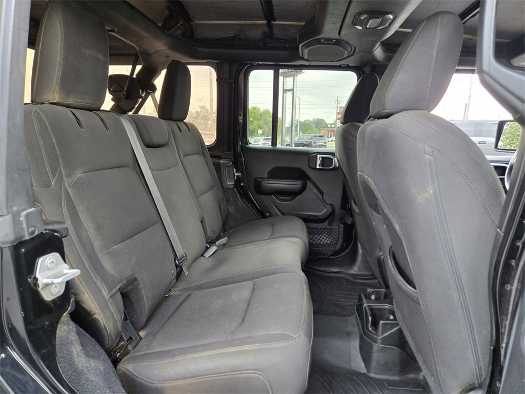 Used 2018 Jeep Wrangler Unlimited Sport S image 19