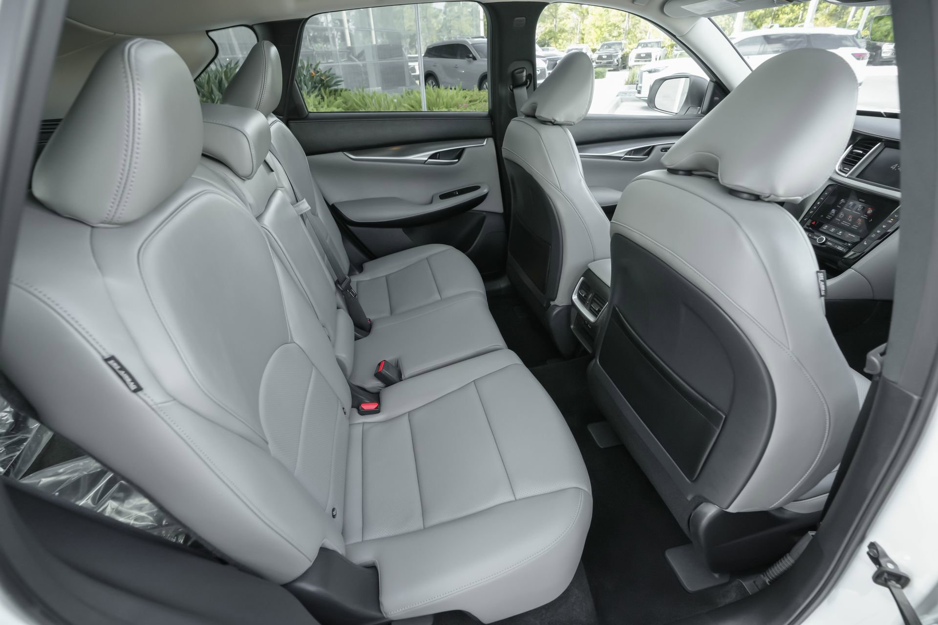 Used 2025 INFINITI QX50 Luxe image 34