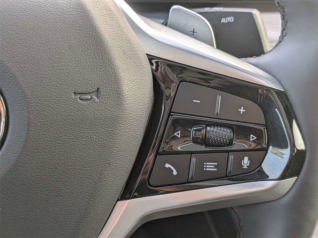 Used 2025 BMW 330i Sedan image 27