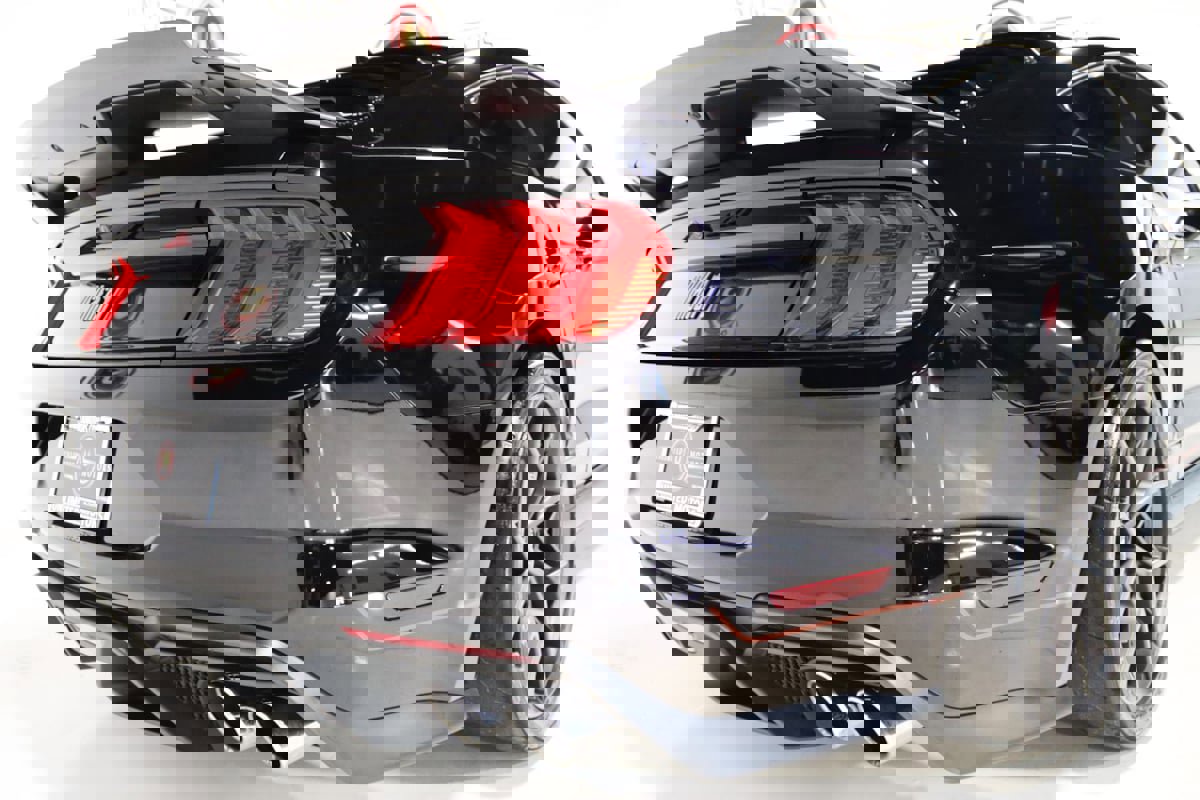 Used 2021 Ford Mustang Mach 1 w/ Mach 1 Handling Package RWD image 8