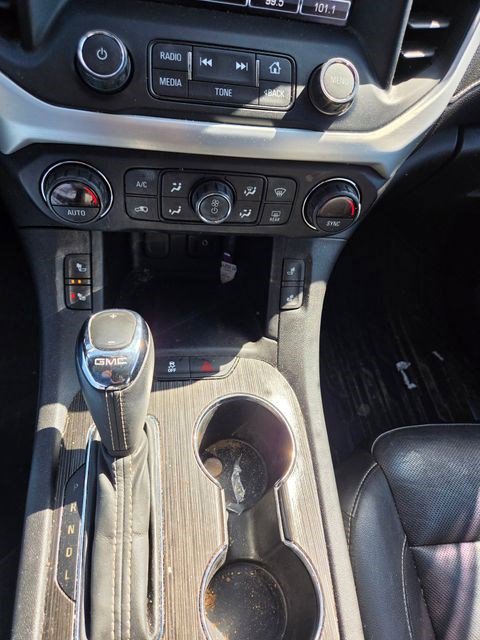 Used 2019 GMC Acadia SLT AWD/4WD image 7