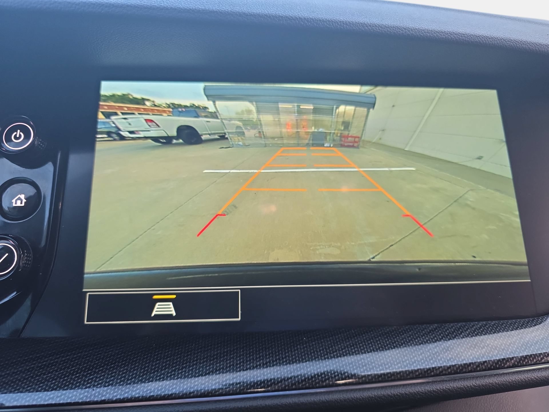 Used 2023 Buick Envision Essence FWD image 23