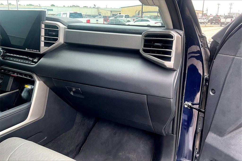 Used 2023 Toyota Tundra Limited image 23