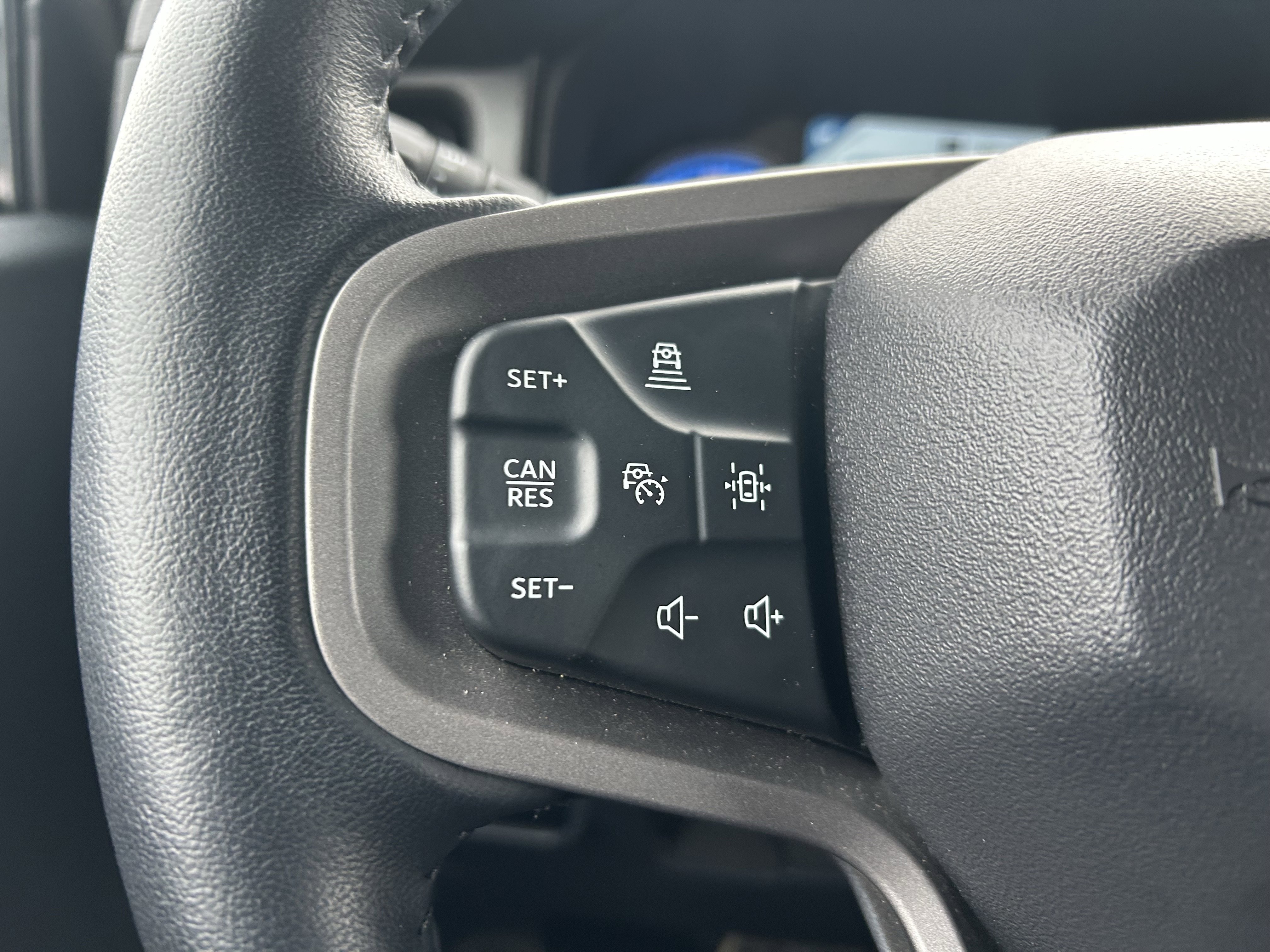 Used 2024 Ford Bronco Badlands image 19