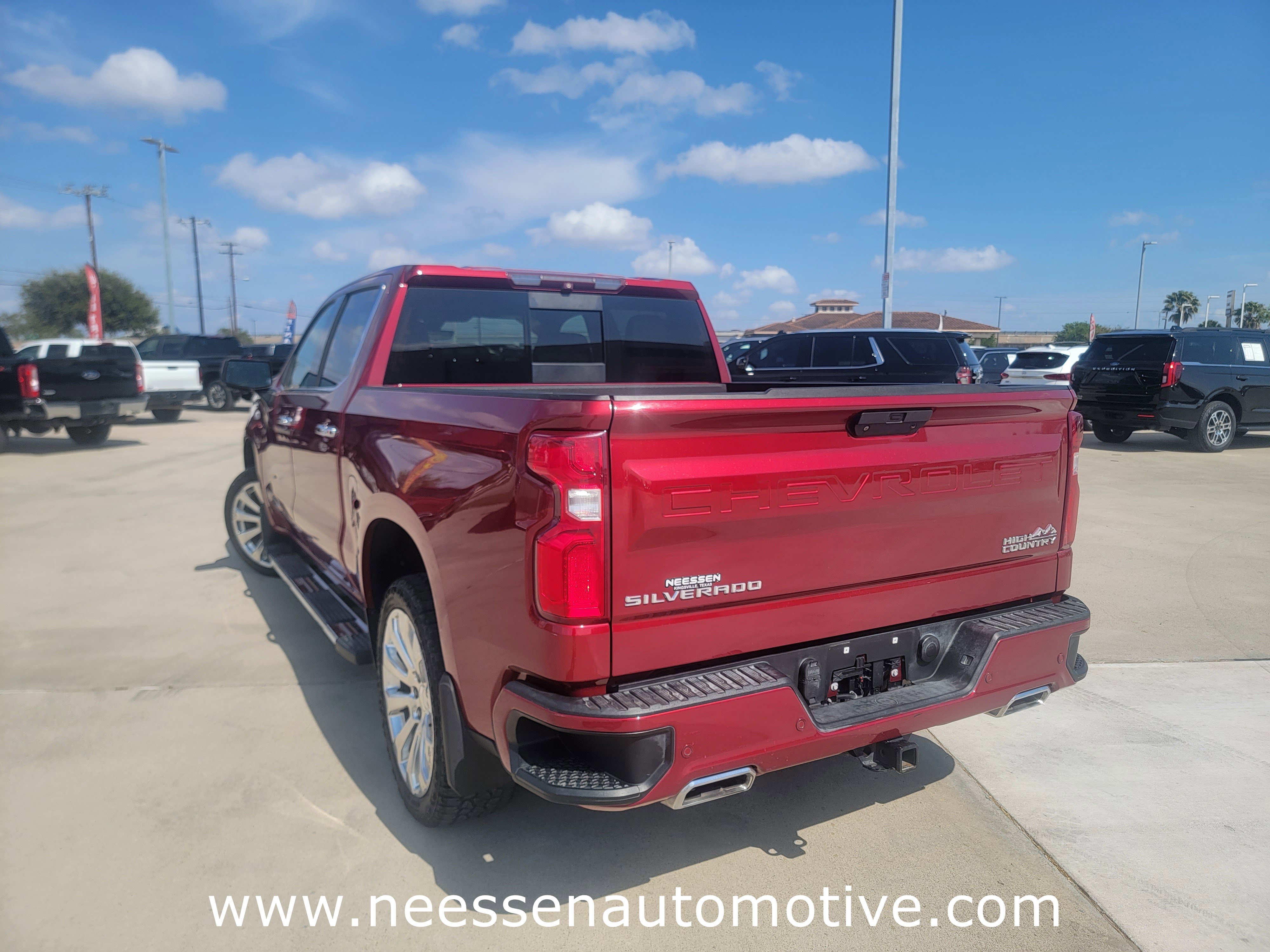 Used 2019 Chevrolet Silverado 1500 High Country w/ Technology Package image 5