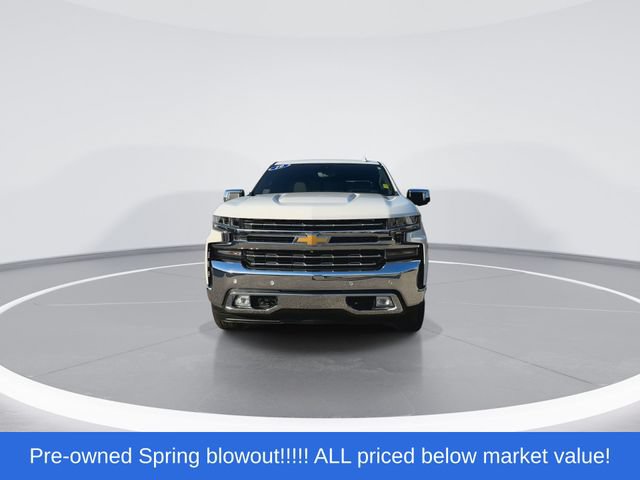 Used 2019 Chevrolet Silverado 1500 LTZ w/ Technology Package AWD/4WD image 3