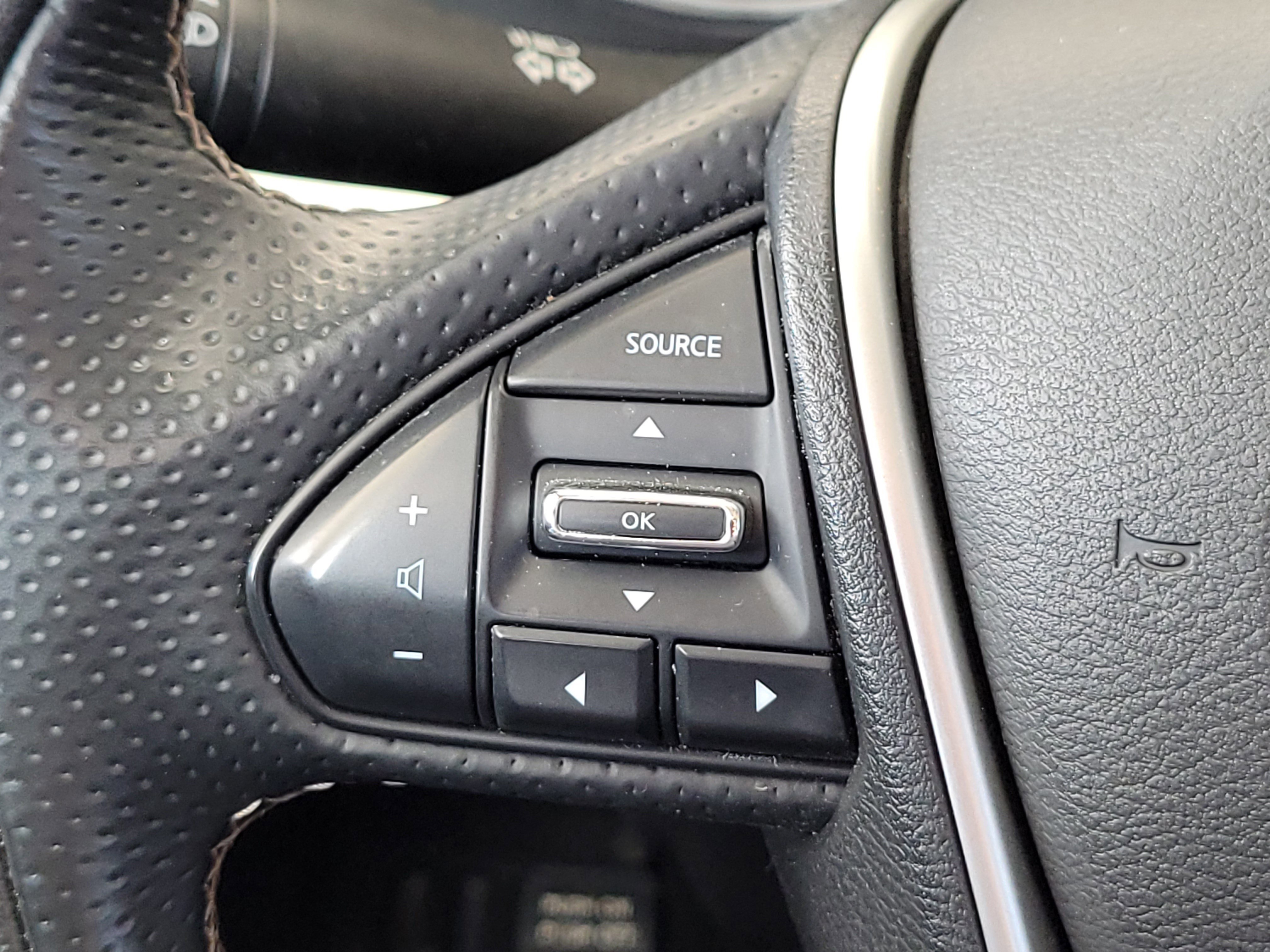 Used 2023 Nissan Maxima SV w/ Floor Mat Group image 30