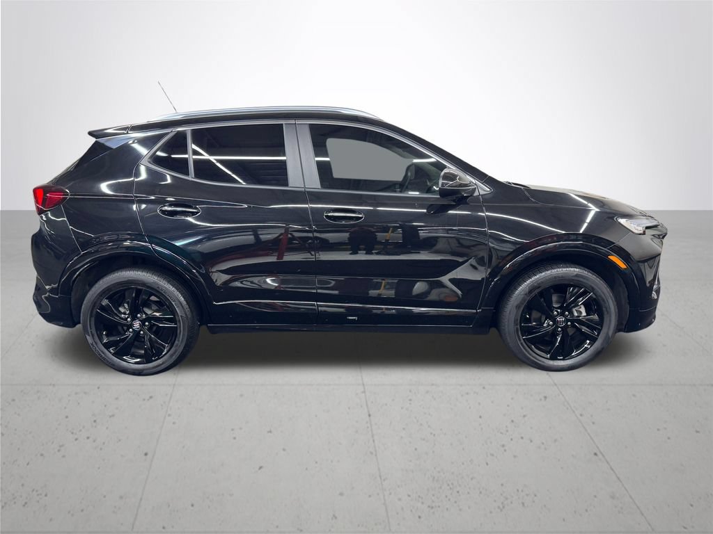 Used 2024 Buick Encore GX Sport Touring FWD image 8