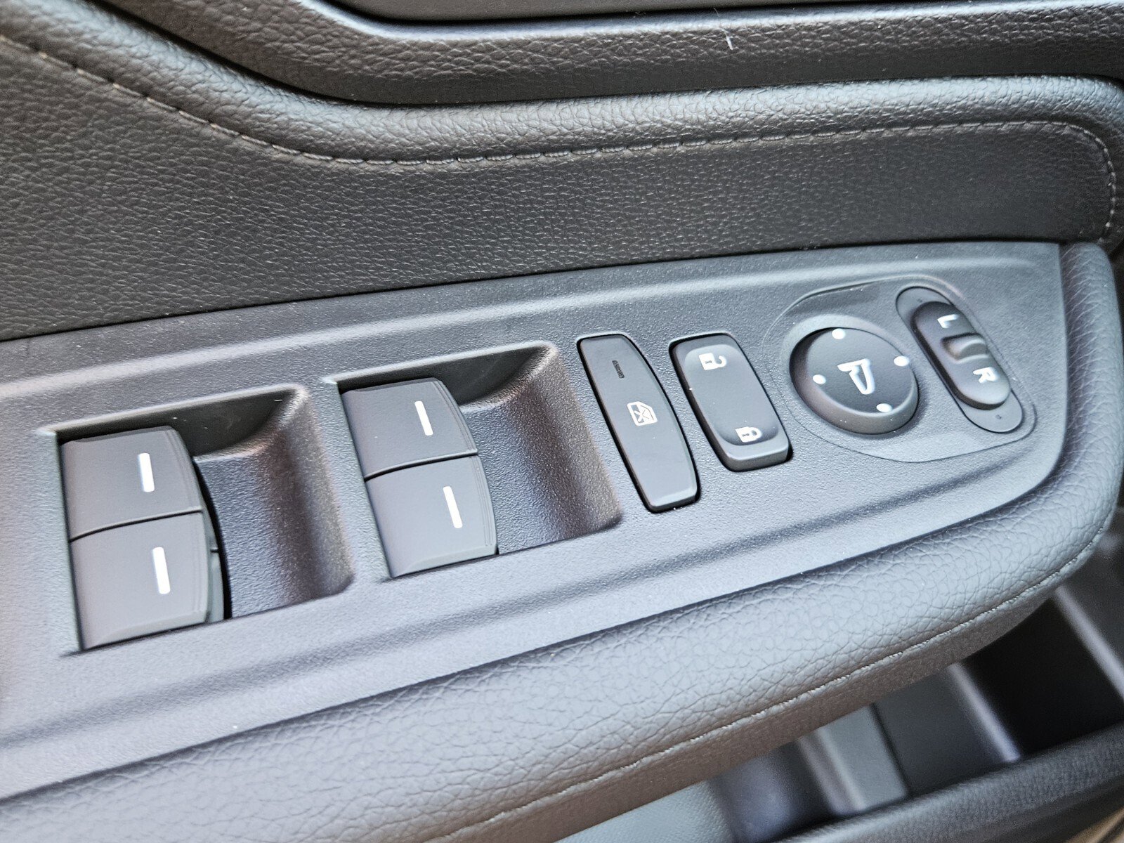 New 2026 Honda Odyssey EX-L image 36