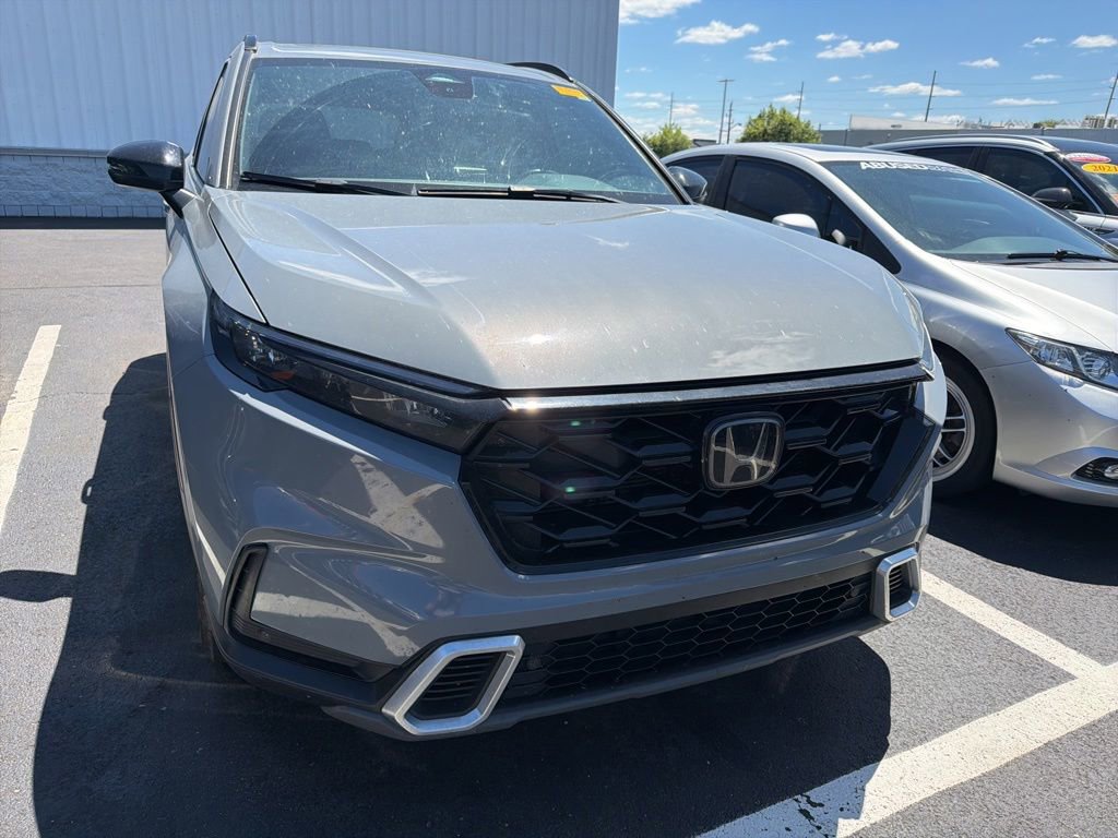 Used 2023 Honda CR-V Sport Touring image 4
