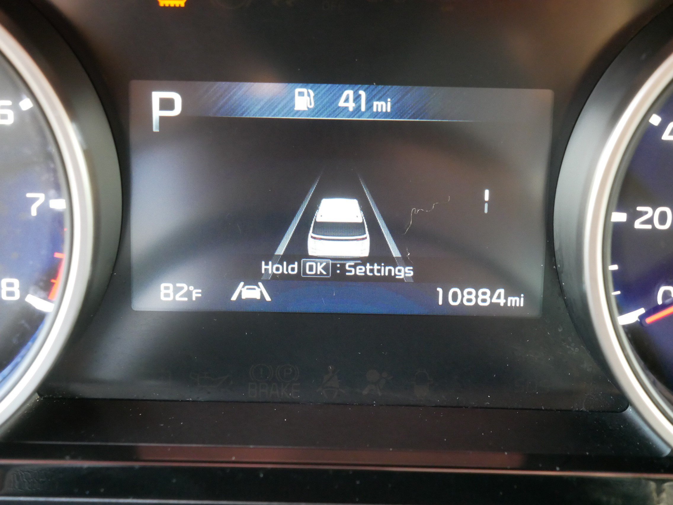 Certified 2023 Kia Carnival EX FWD image 21
